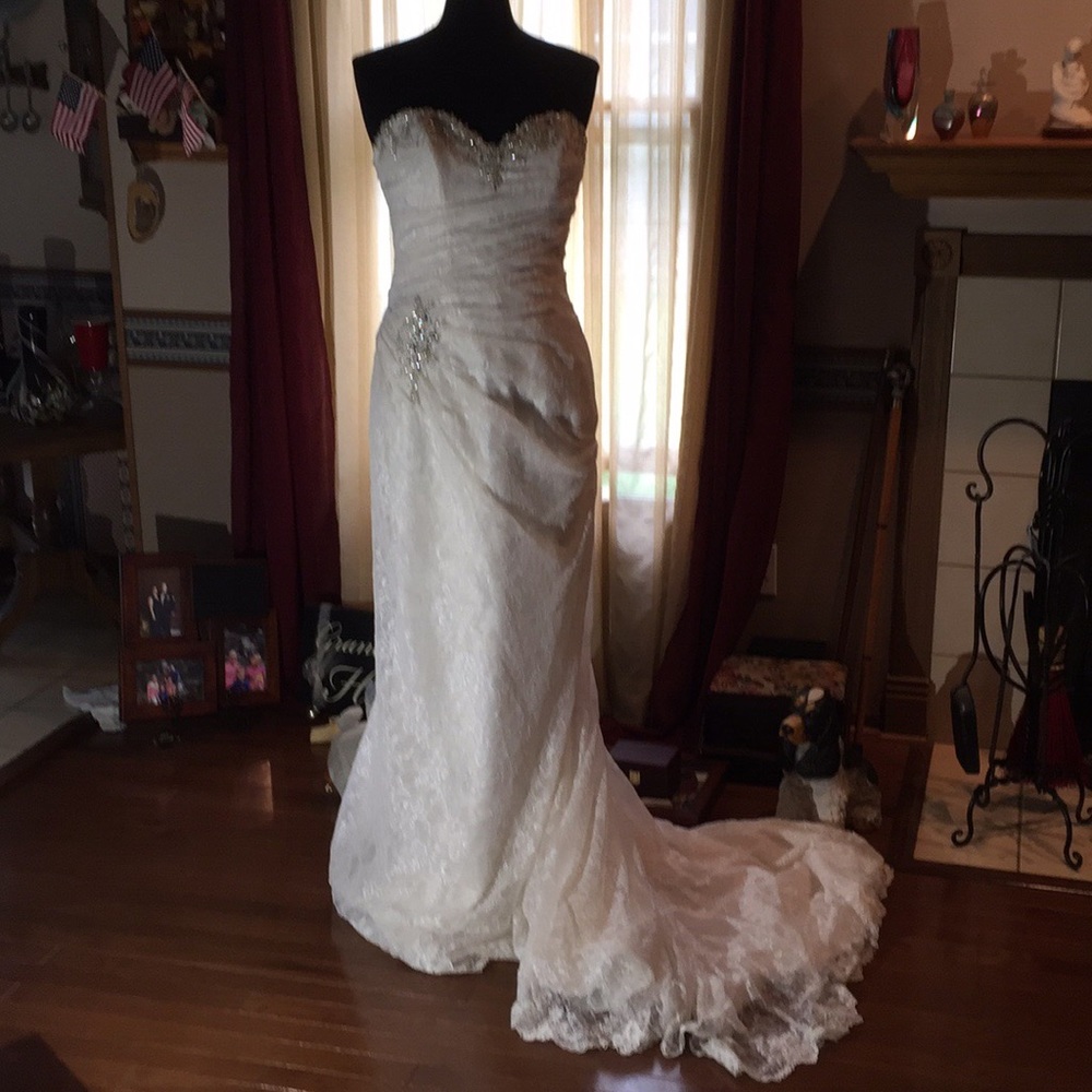 Sophia Tolli Bridal Gown Style Y11415 Sz 10 Ivory